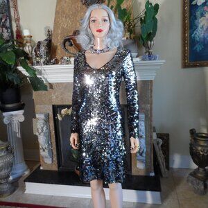 St. John Black Silver Sequin V-Neck Sheath Dress Silk Lined Sz 2